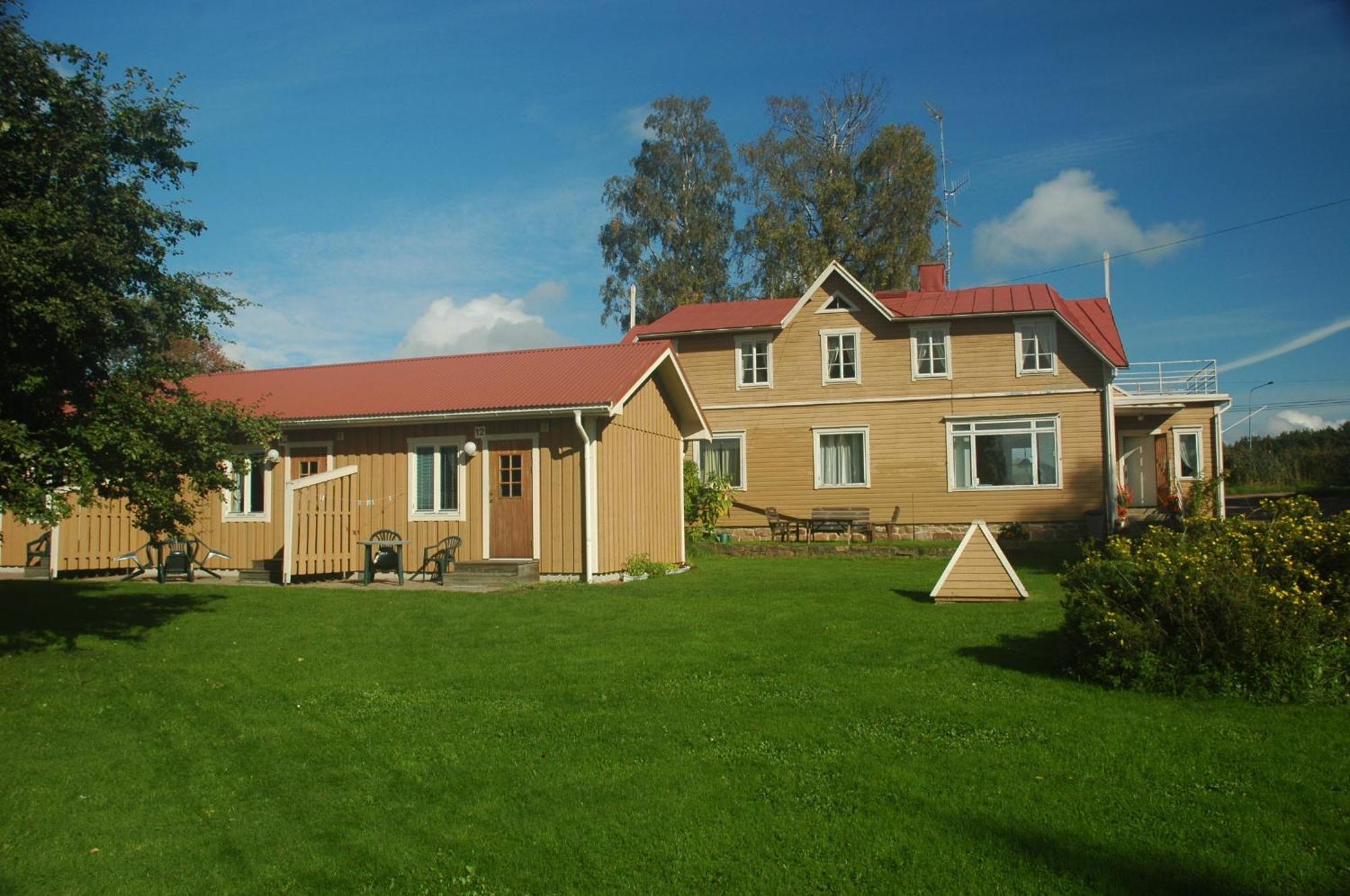 Gaestgard Christiansund Hotel Eckero Exterior photo